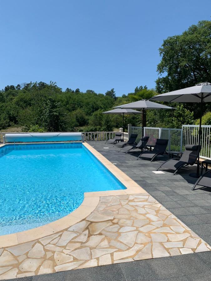 La Biche Au Bois Piscine Chauffee Jacuzzi *